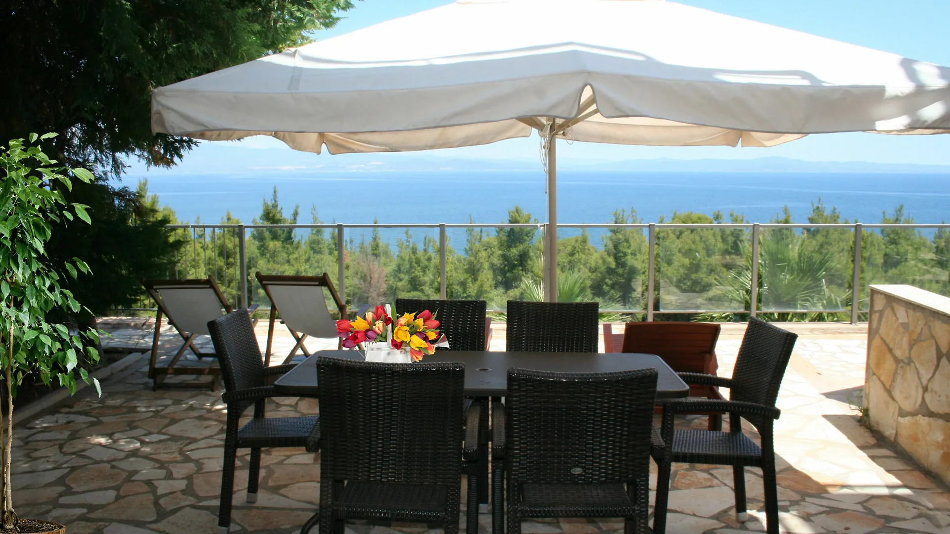 Paressa Villas Nea Fokea