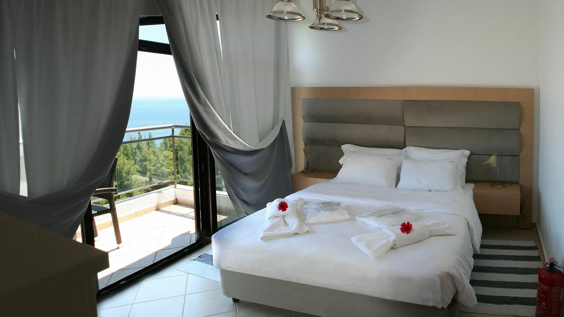 Paressa Villas Nea Fokea 0*,  Greece
